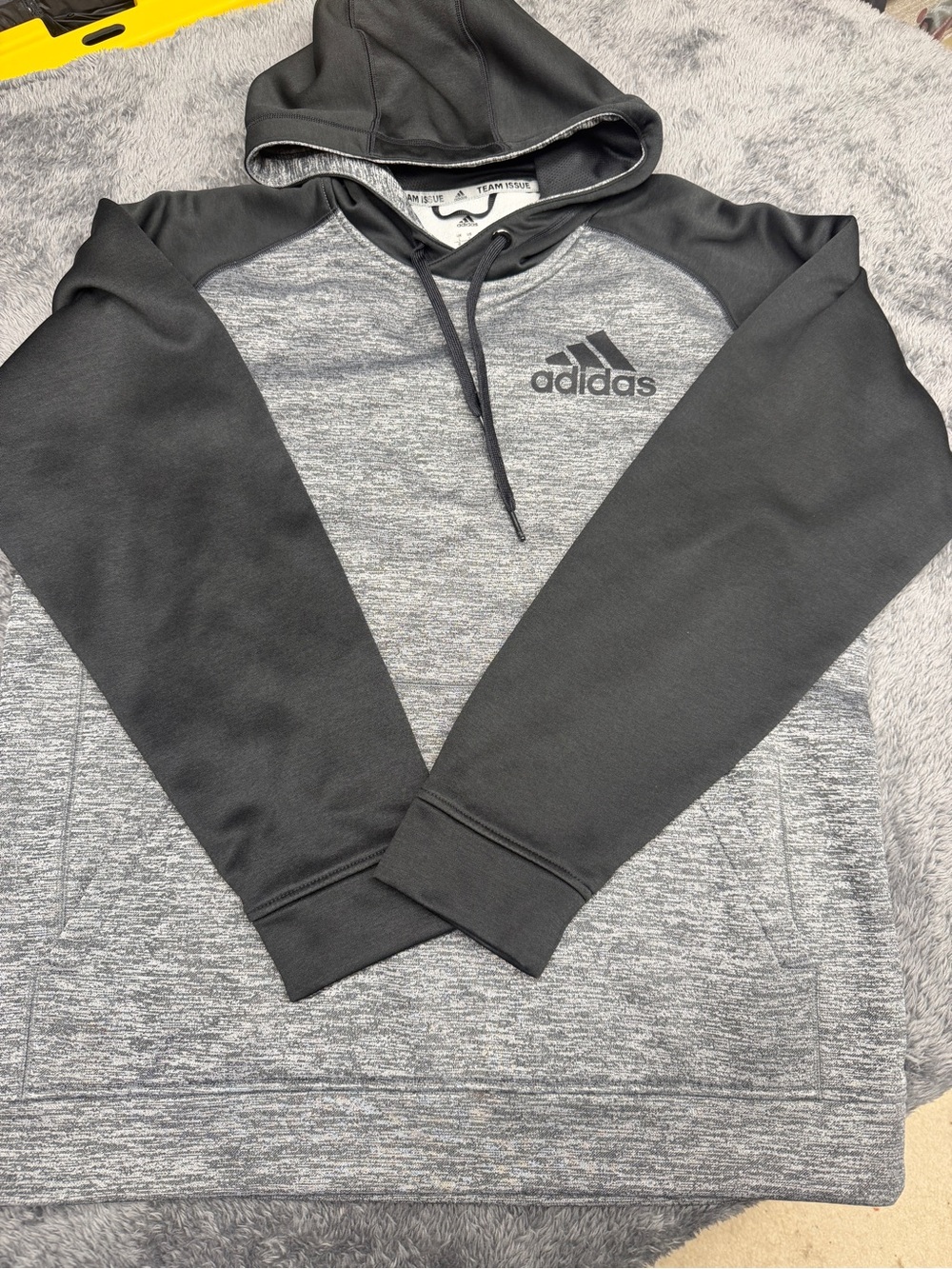 Adidas Climawarm Hoodie Size Large in great shape!